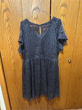 Torrid Women’s Navy Lace Short Sleeve V-Neck Dress